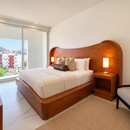 Villa Eureka - 3Br, Hot Tub, 2 Blocks From Beach