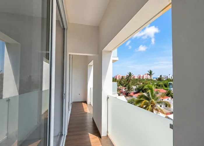 Eureka - 3br, Hot Tub, 2 Blocks From * Cabo San Lucas