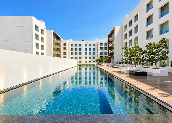 Eureka - 3br, Hot Tub, 2 Blocks From Aparthotel