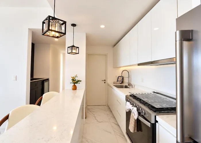 Appart hôtel Eureka - 3br, Hot Tub, 2 Blocks From Cabo San Lucas