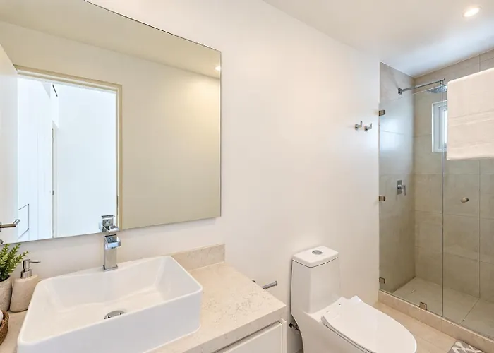 Eureka - 3br, Hot Tub, 2 Blocks From Appart hôtel Cabo San Lucas